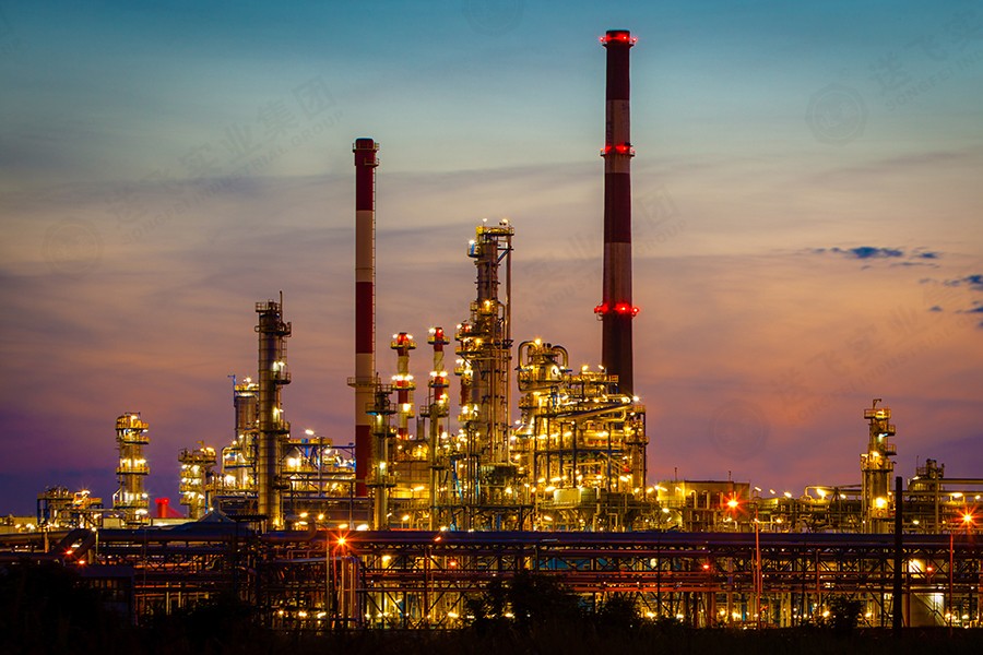 在夜晚，我們怎樣識別哪些燈具是航空障礙燈？